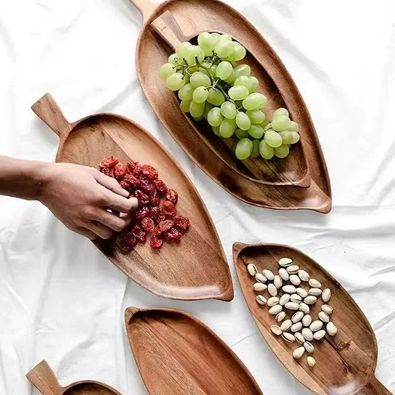 LeafLuxe β Elegant Wooden Serving Tray