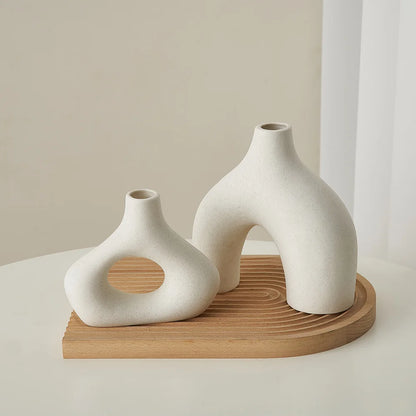 Nordic Elegance– Frosted Ceramic Vase Set