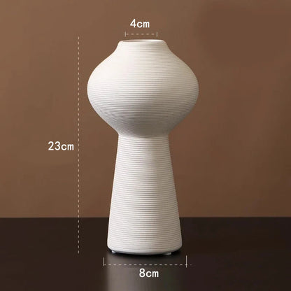 Zen Elegance – Handcrafted Minimalist Art Vase
